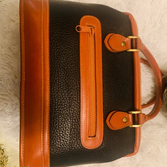 Vintage Dooney & Bourke Purse - Picture 2 of 3